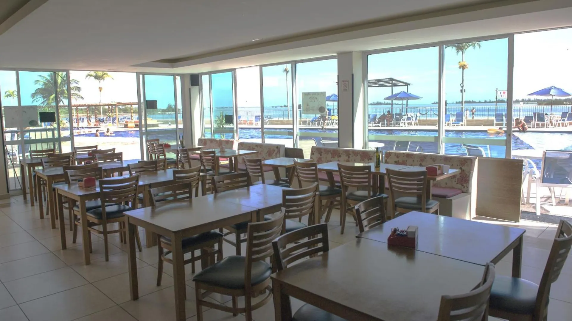 Golden Lake Rj - Lindo Como Um Resort! أرايال دو كابو 0*,